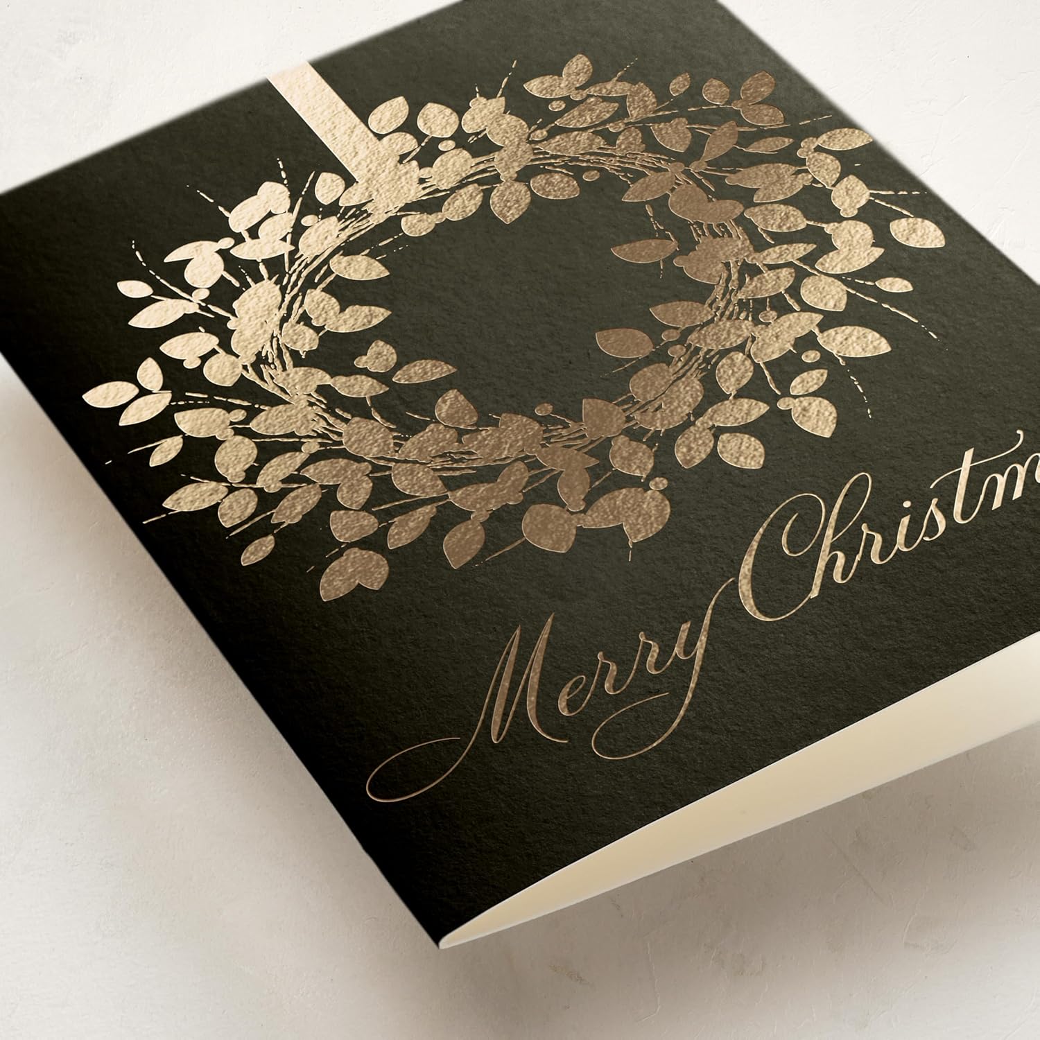 Classic Wreath Christmas Cards, 8 Cards With Envelopes, Folded 5X7 Holiday Greeting Card With Gold Foil Wreath Design, Luxurious Paper, Interior Message Included, Christmas Stationery