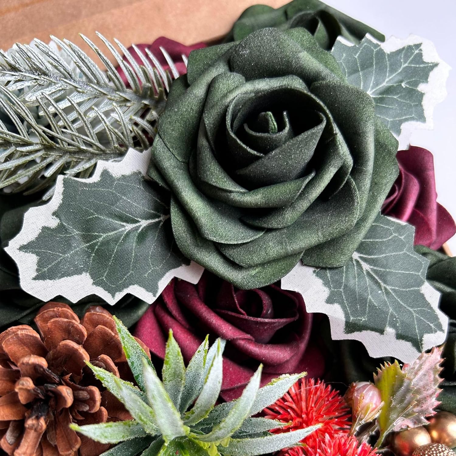 Red Green Christmas Artificial Flowers Box?Rose Poinsettias Holly Fake Silk Flower For Diy Table Centerpieces Christmas Tree Ornaments Xmas Wreath Holiday Home Party Decor