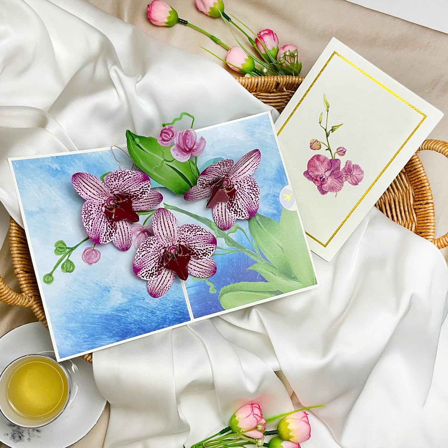 Birthday Cards, Mothers Day Pop Up Card, Beautiful 3D Orchid Pop Up Flowers, Light Up Mothers Day Flowers Card For Mom, Wife, Niece, Daughter, Sister, Includes Envelope And Message Note