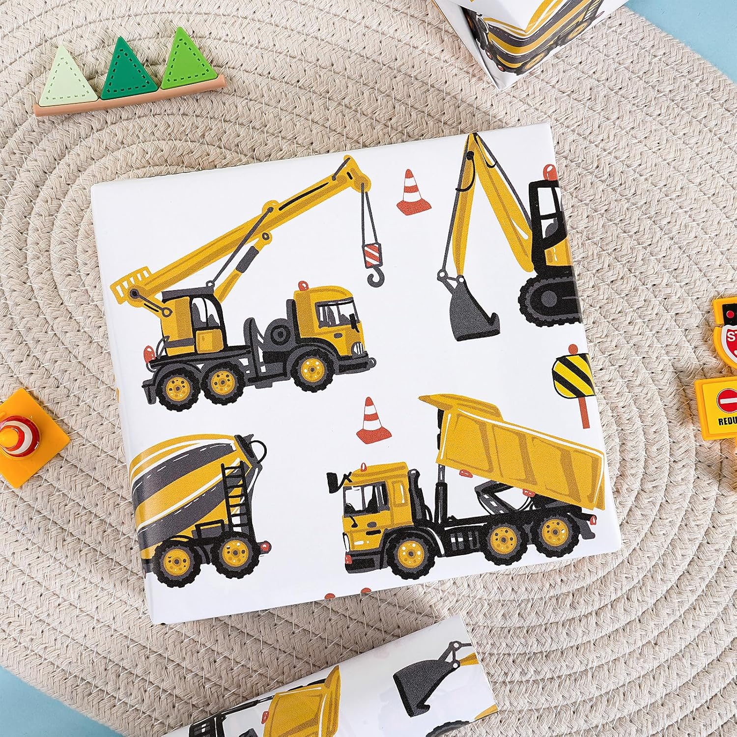 Construction Truck Wrapping Paper Roll For Boys, Mini Roll, Yellow Digger, Mixer, Crane Design Gift Wrap For Kids Birthday, Toddler Party, Vehicle Theme Party, 17 Inches X 16.4 Feet