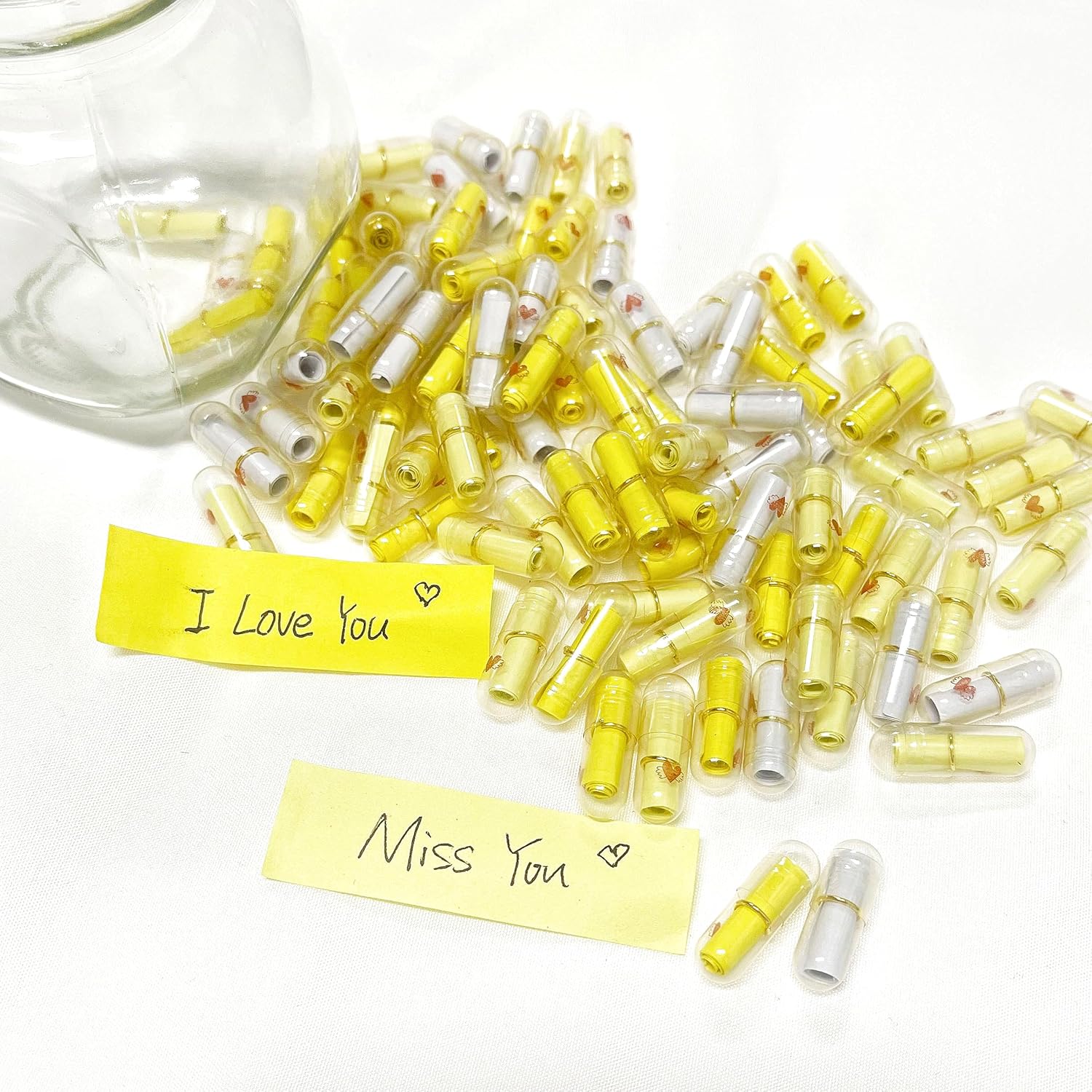 Capsule Letters Message, 100Pcs Lovely Mini Pill Shaped Message Capsule Letter, Capsule Letters Message Friendship Gift (Gradient Yellow)
