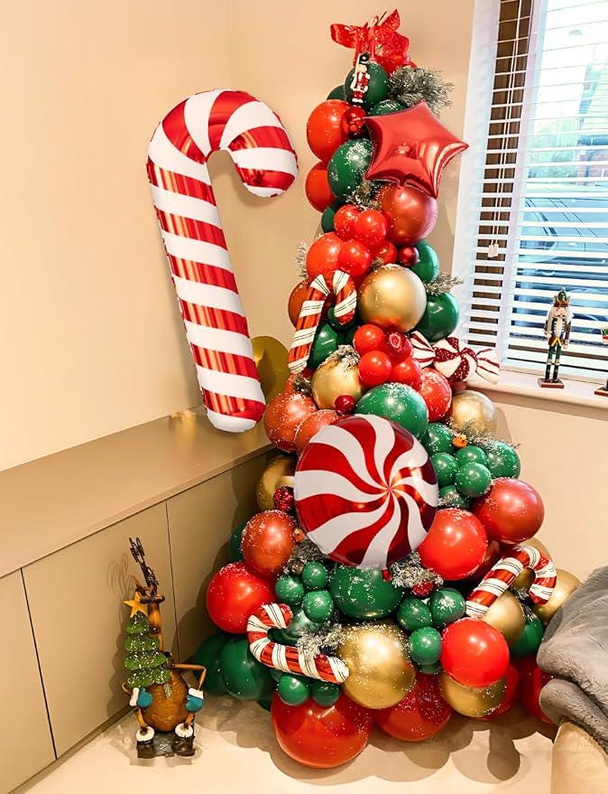 Christmas Balloon Garland Kit 130PCS Red Green Gold Balloons for Holiday Party Decor