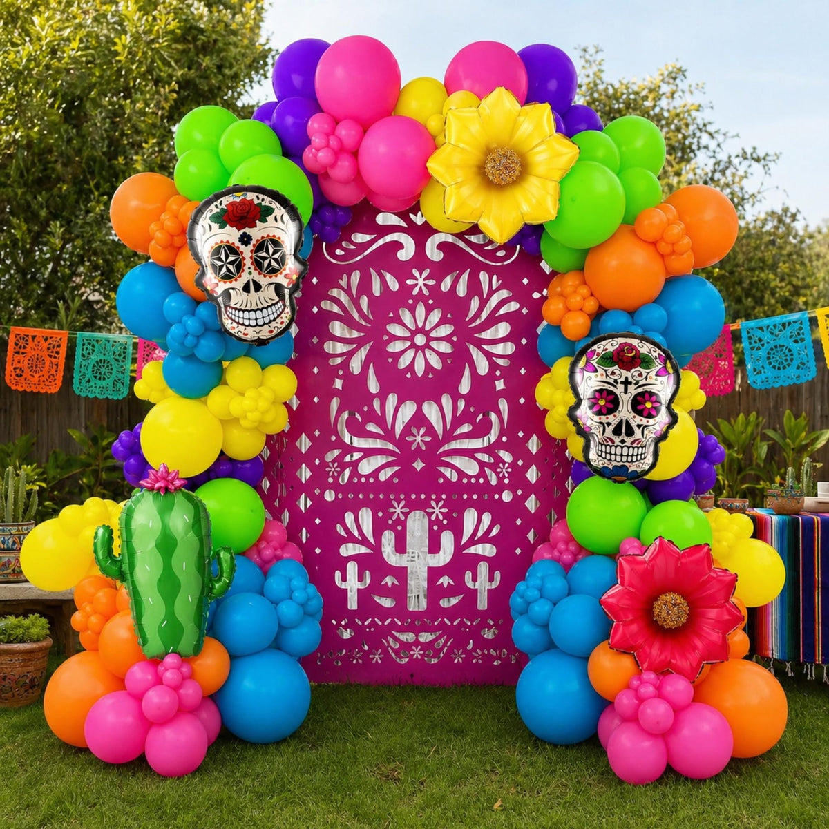 Dia de Muertos Balloon Arch Kit: Sugar Skull, Cactus, Fiesta Balloons