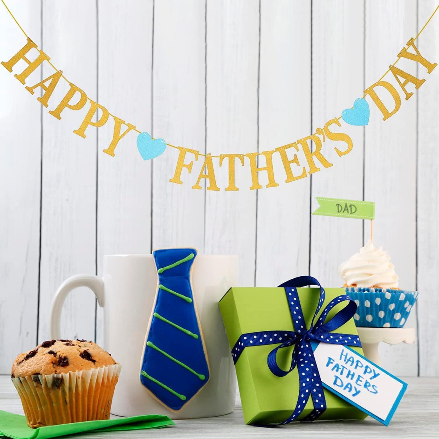 Mother's Day Father's Day Banner Set Gold Heart Glitter Garland Decorations for Mom & Dad