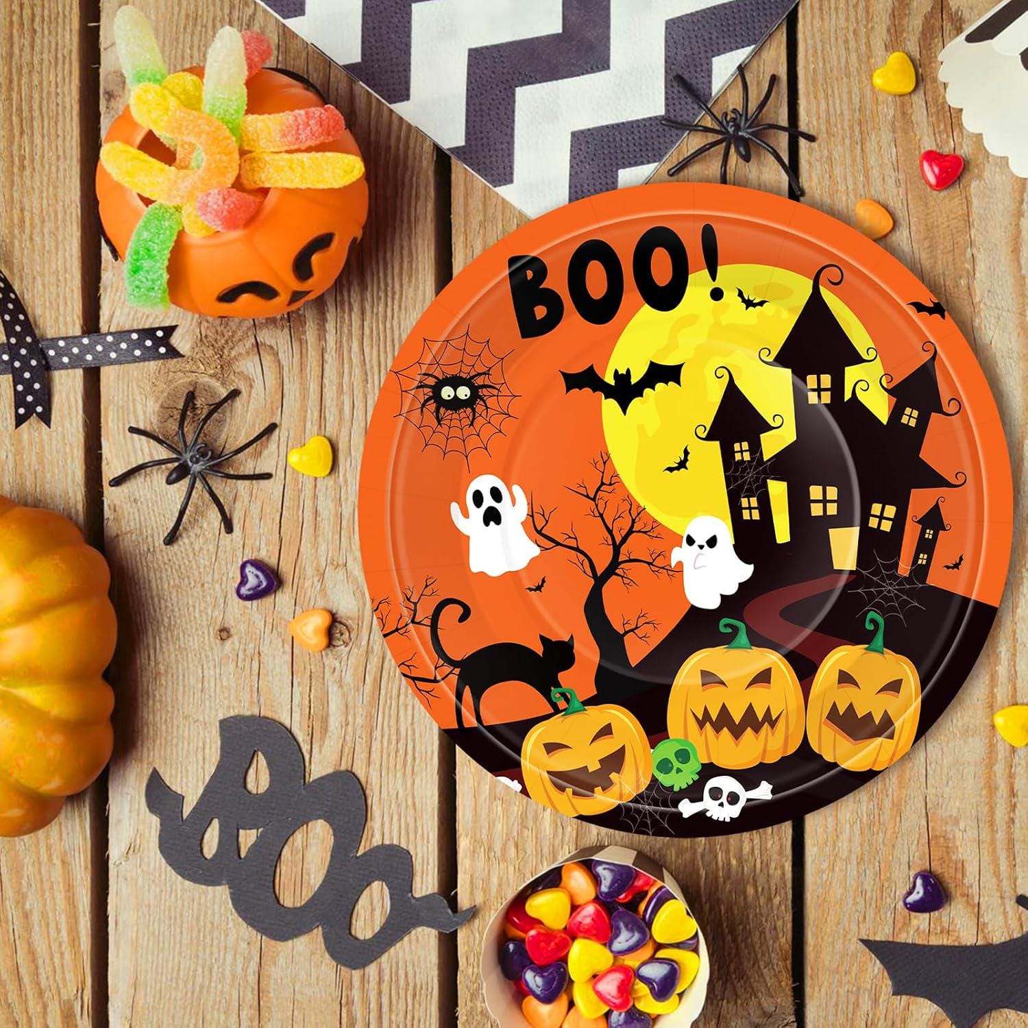Haunted House Halloween Plates, 9-Inch Paper, 50 Count Set for Parties, Birthdays, Events