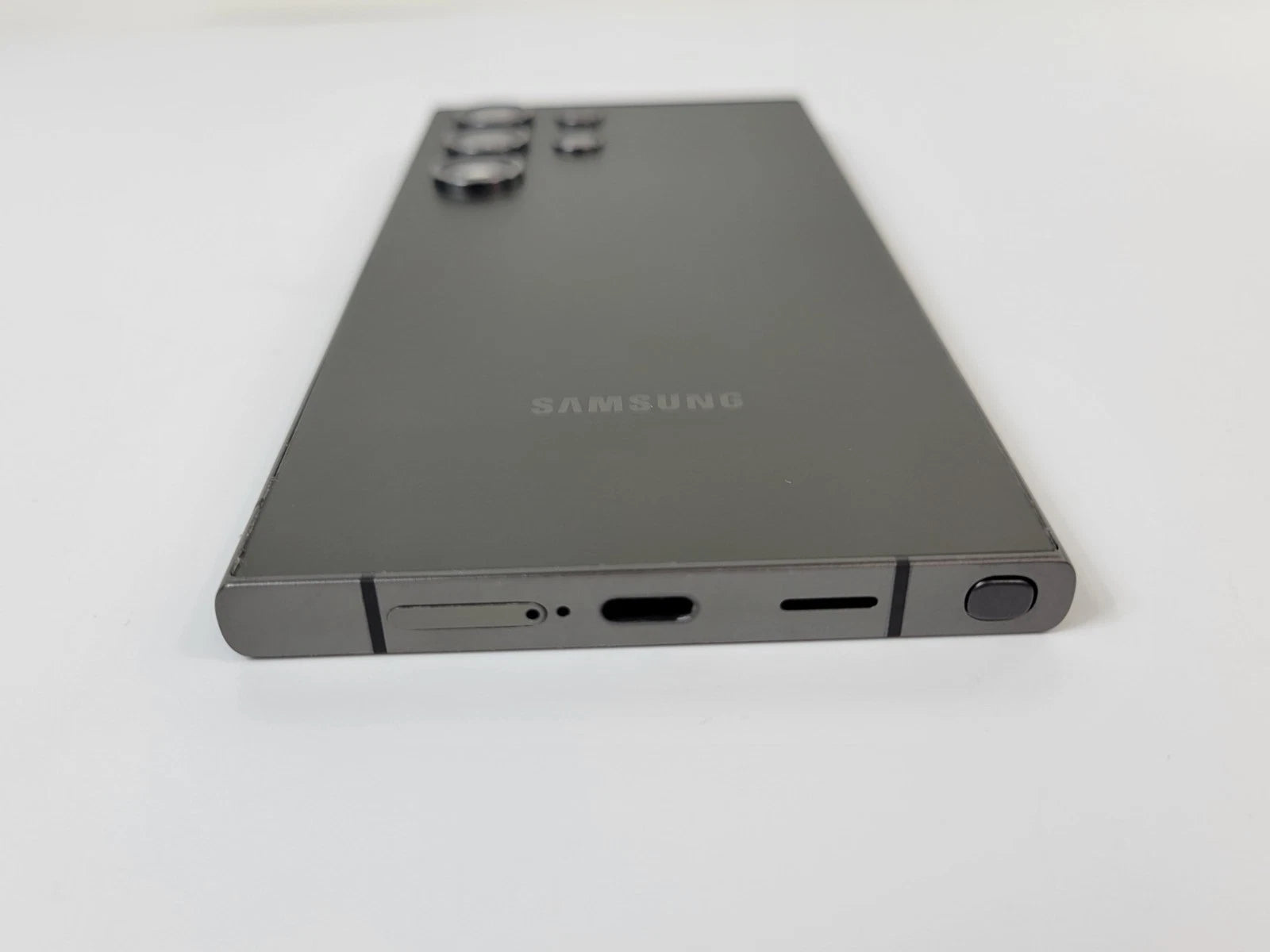 Samsung Galaxy S24 Ultra 1TB Titanium black Unlocked Smartphone Excellent Condition